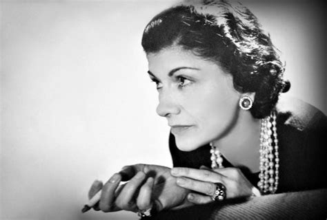 gabrielle chanel biografa|when was coco Chanel founded.